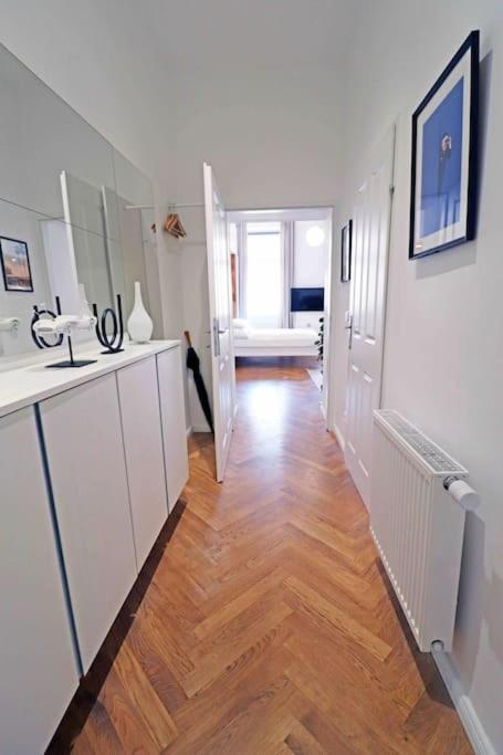 Smart Apt Mit Balkon Am Augarten Park Naehe Zentrum Vienna Exterior photo